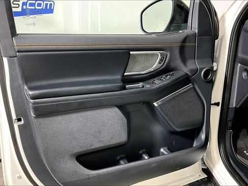 Used 2025 Ford Expedition Tremor AWD/4WD image 18