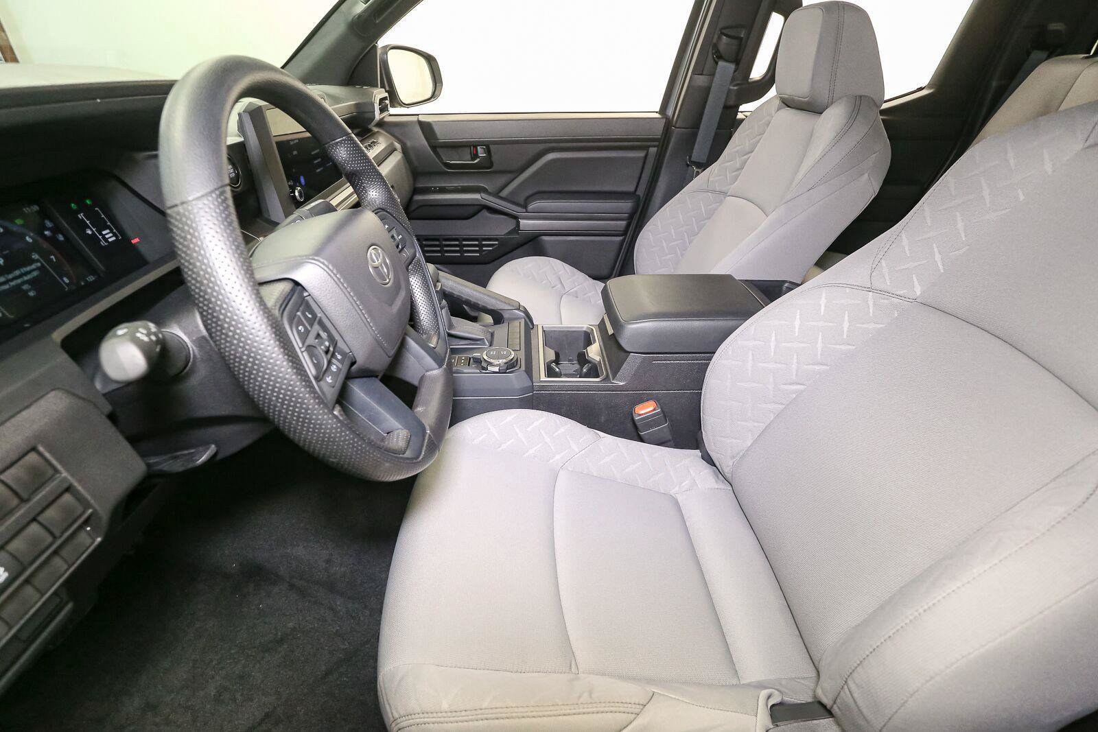 Used 2026 Toyota Tacoma SR5 AWD/4WD image 45