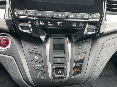 Used 2024 Honda Odyssey EX-L image 12