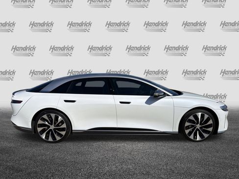 Used 2022 Lucid Air Grand Touring image 11