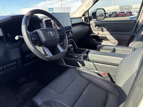 Used 2023 Toyota Tundra Limited image 10