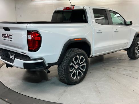 Used 2024 GMC Canyon AT4 w/ Technology Package image 6