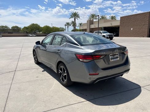 Used 2025 Nissan Sentra SV FWD image 10