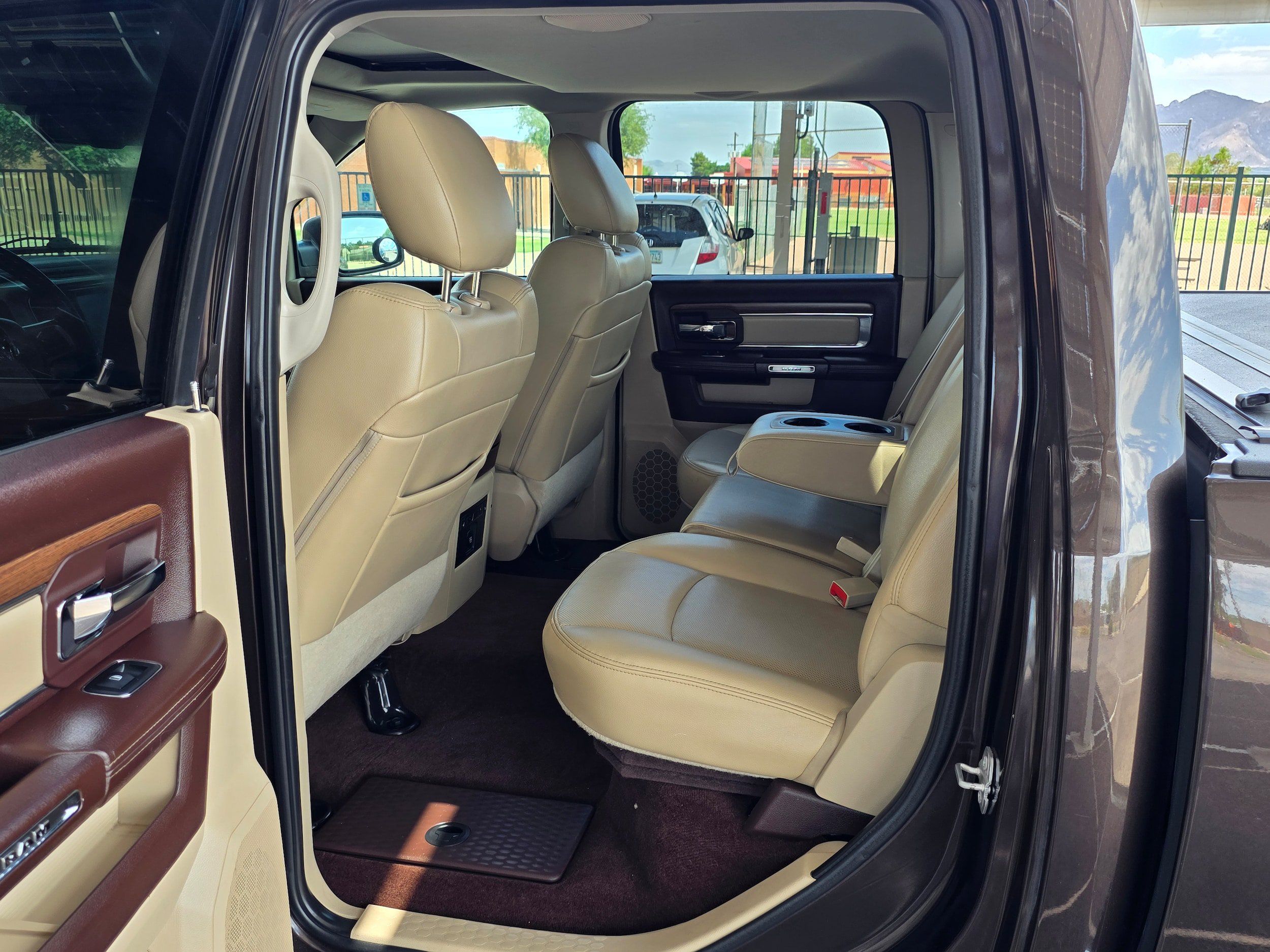 Used 2017 RAM 1500 Laramie w/ Convenience Group RWD image 23