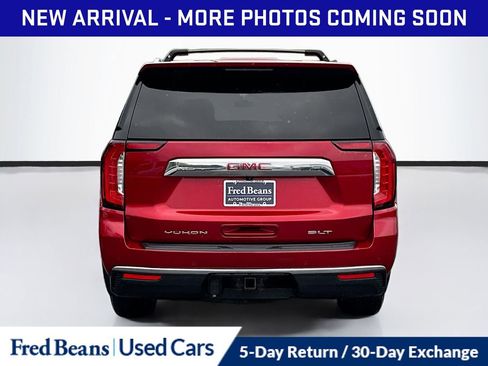 Used 2022 GMC Yukon XL SLT w/ SLT Luxury Package AWD/4WD image 7