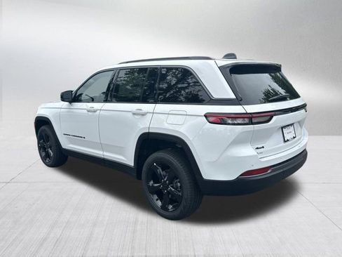 New 2026 Jeep Grand Cherokee Limited AWD/4WD image 7