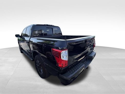 Used 2024 Nissan Titan SV w/ SV Bronze Edition Package RWD image 4