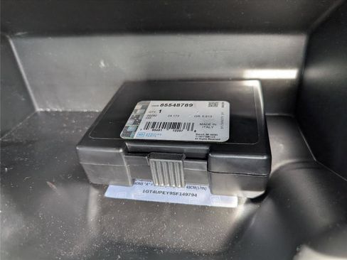 Used 2025 GMC Sierra 2500 AT4 w/ AT4 Premium Plus Package image 42