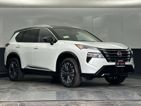 New 2026 Nissan Rogue Platinum w/ Platinum Premium Package image 1