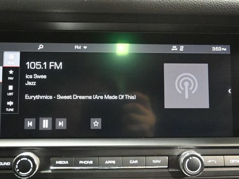 Used 2019 Porsche Macan S image 25