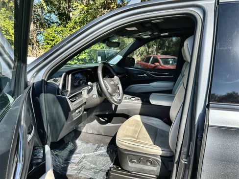 Used 2021 Cadillac Escalade ESV Sport w/ Driver Assist Tech Package image 2