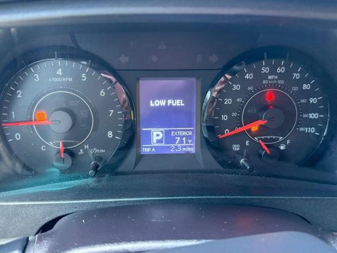 Used 2015 Toyota Sienna LE FWD image 7