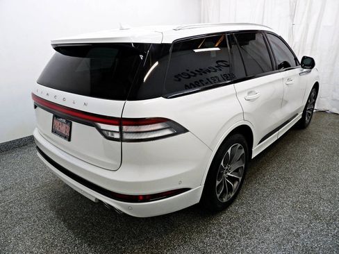Used 2022 Lincoln Aviator Grand Touring w/ Equipment Group 301A AWD/4WD image 6