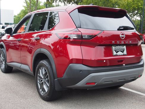 Used 2023 Nissan Rogue S FWD image 5