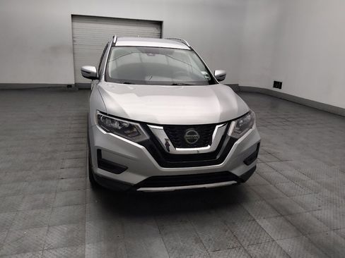Used 2020 Nissan Rogue SV FWD image 14