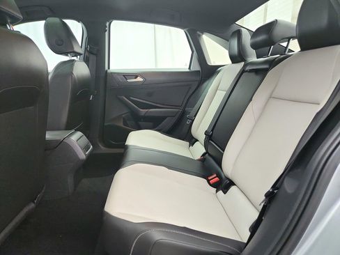 Used 2020 Volkswagen Jetta R-Line w/ R-Line Cold Weather Package FWD image 24