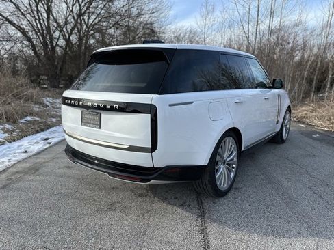 New 2026 Land Rover Range Rover SE image 5