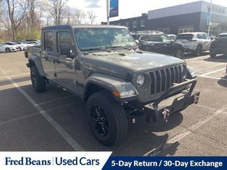 Used 2023 Jeep Gladiator Sport video 1