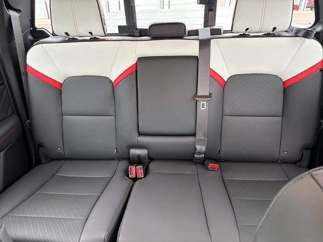 Used 2024 GMC Canyon AT4X AWD/4WD image 36