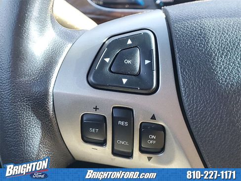 Used 2016 Ford Taurus Limited image 17