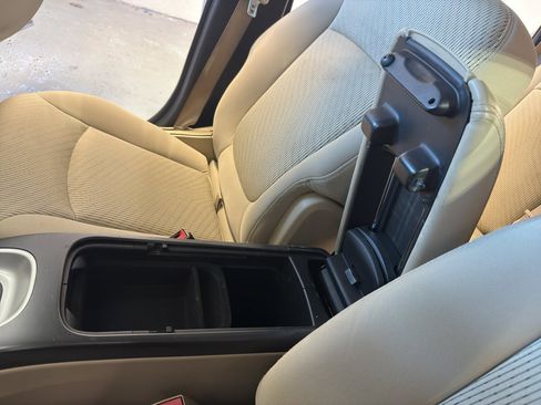 Used 2015 Dodge Journey SXT w/ Flexible Seating Group image 19