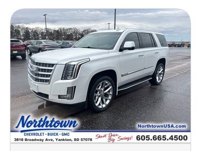 Used 2016 Cadillac Escalade Luxury