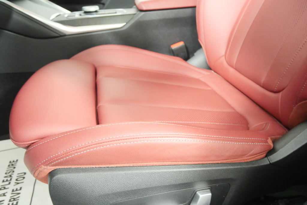 Used 2024 BMW i4 eDrive40 w/ M Sport Package RWD image 10