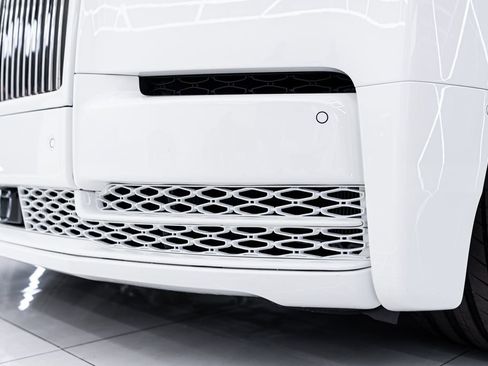 Used 2026 Rolls-Royce Phantom Sedan image 19