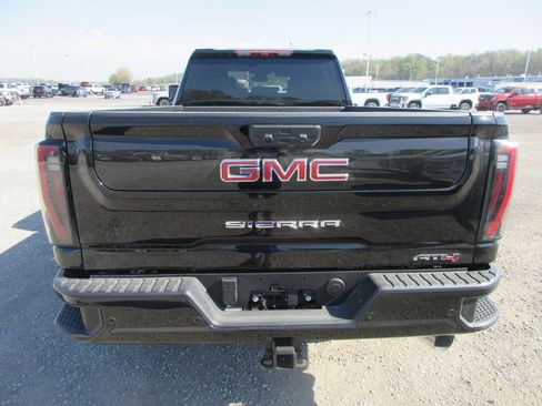 New 2026 GMC Sierra 3500 AT4 AWD/4WD image 6