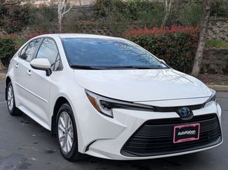 Used 2024 Toyota Corolla LE w/ LE Convenience Package video 3