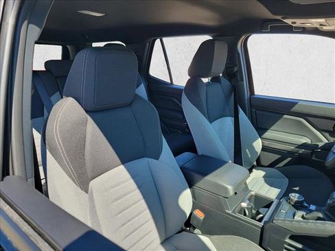 Used 2025 Toyota 4Runner TRD Off-Road image 15