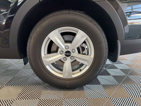 New 2026 Kia Sorento LX FWD image 7