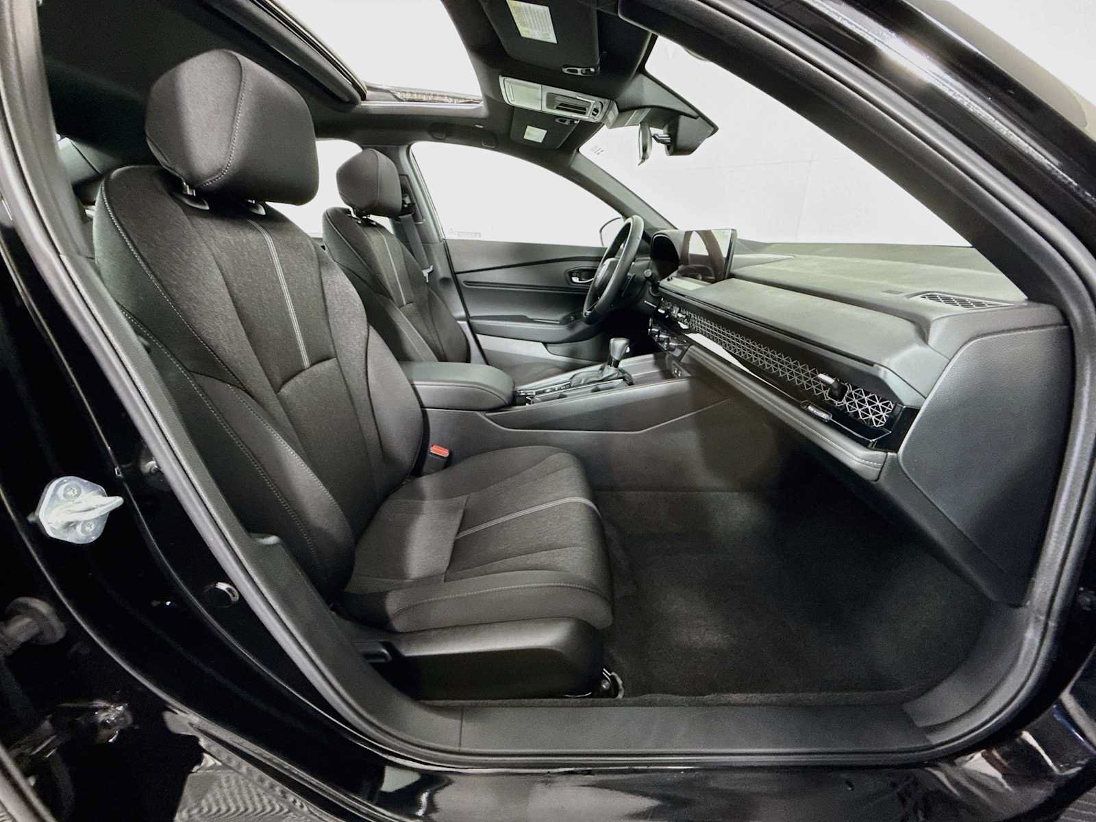 Used 2024 Honda Accord Sport image 25