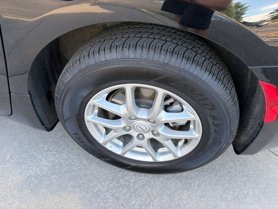 Used 2025 Chrysler Pacifica Select FWD image 10