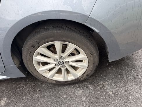 Used 2023 Toyota Corolla XLE FWD image 11