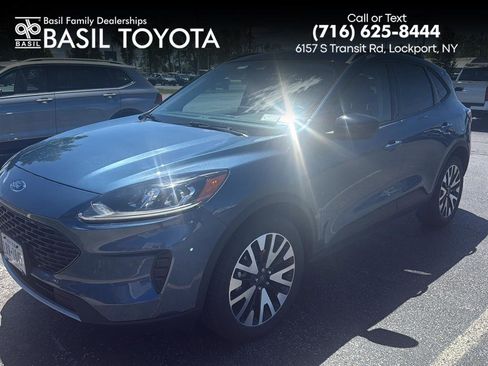 Used 2020 Ford Escape SE Sport AWD/4WD image 1