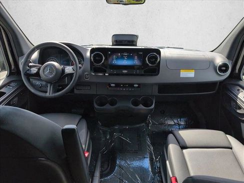 New 2026 Mercedes-Benz Sprinter 2500 image 14