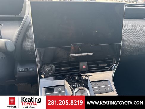 Used 2024 Toyota bZ4X XLE image 17