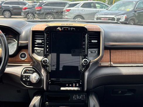 Used 2022 RAM 1500 Limited AWD/4WD image 18