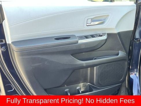 Used 2025 Toyota Sienna XSE AWD/4WD image 25
