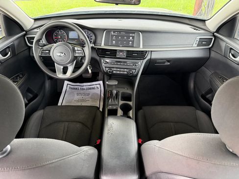 Used 2020 Kia Optima LX FWD image 16
