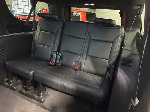 Used 2021 GMC Yukon XL SLE image 33