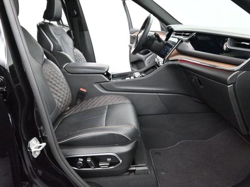 Used 2023 Jeep Grand Cherokee Summit w/ Adv Protech Group IV image 34