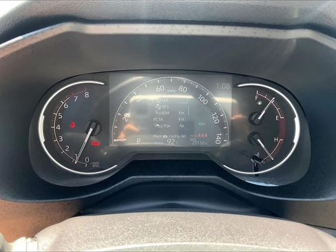 Used 2025 Toyota RAV4 XLE FWD image 24