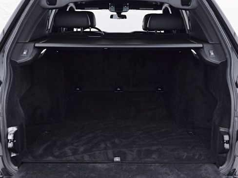 Used 2020 Rolls-Royce Cullinan AWD/4WD image 29