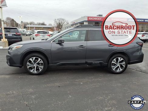 Used 2020 Subaru Outback Limited image 4