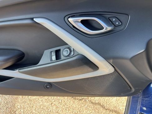 Used 2023 Chevrolet Camaro LT image 10