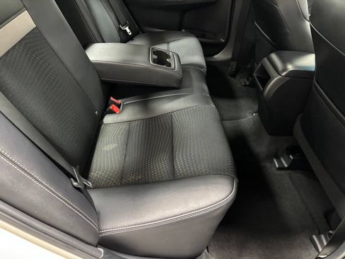 Used 2014 Toyota Camry SE FWD image 51