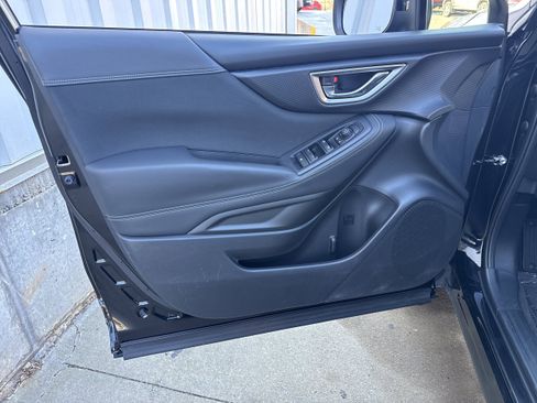 Used 2022 Subaru Forester Premium image 9