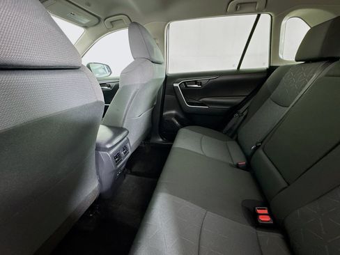 Used 2025 Toyota RAV4 XLE FWD image 15